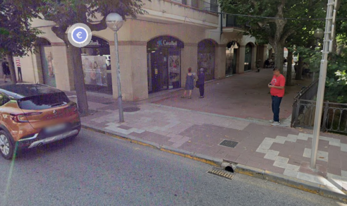 Assalten amb una pistola una sucursal de CaixaBank a Montbrió