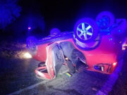 Detingut per fugir d’un control a la Selva del Camp i acabar bolcant el cotxe a Reus