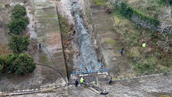El pantà de Riudecanyes desembassa aigua per primera vegada des del 2020