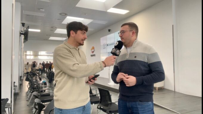 La Furgo | El món casteller aposta per la modernització digitalitzant la seva enciclopèdia