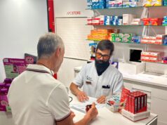 Les farmàcies pacten una pujada salarial i una reducció de jornada