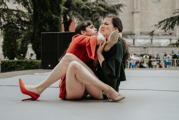 La dansa pren els carrers de Cambrils amb el Circuit Tardor en Dansa