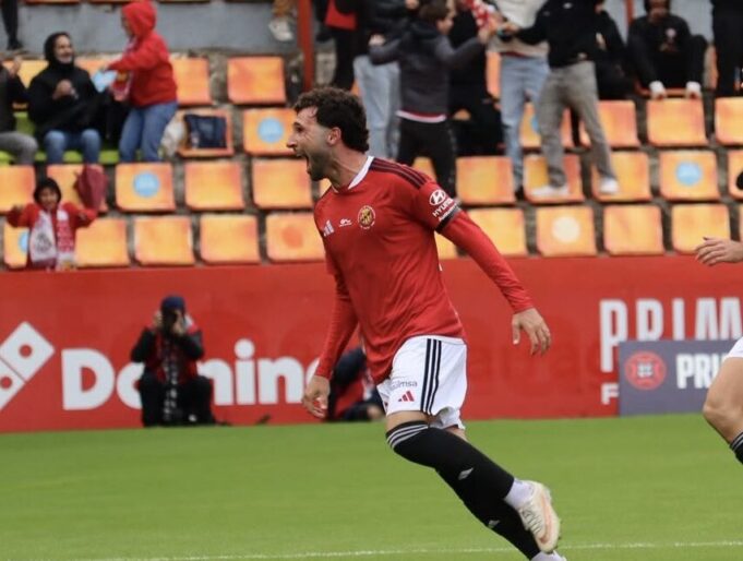 Gran victòria del Nàstic davant el filial de l’Atlético de Madrid per guanyar tranquil·litat